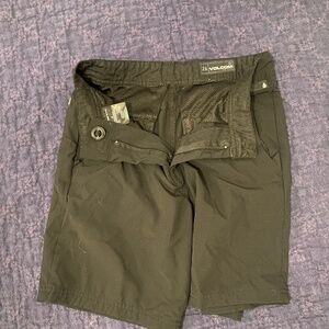 Volcom quick dry - black shorts - size 26